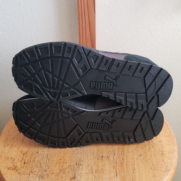 Puma Womans Black Asphalt Yarra Classic Sneakers NWT Size 7.5 - Picture 6 of 7